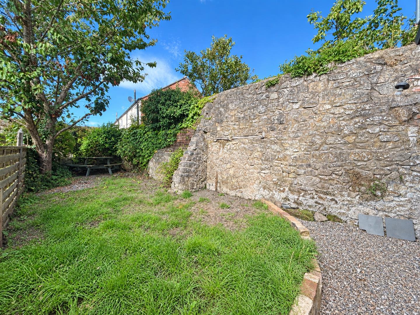 35 Upper Brook Street, Oswestry, SY11 2TG For Sale